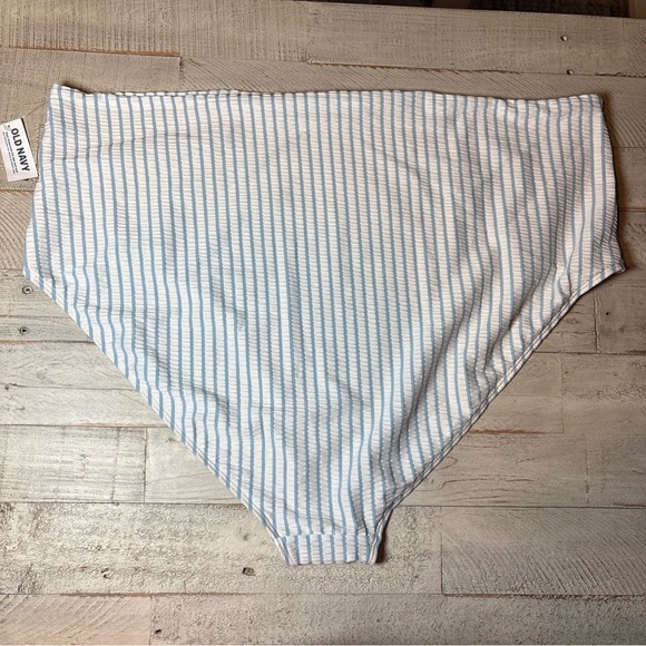 Old Navy Women's Size 4X Striped Bikini Top Adjustable Straps Blue/White NWT! - Picture 5 of 16